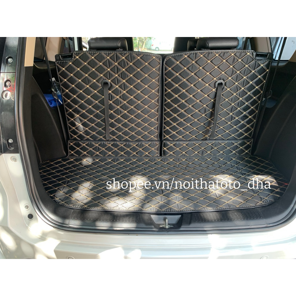 Thảm lót cốp Suzuki XL7