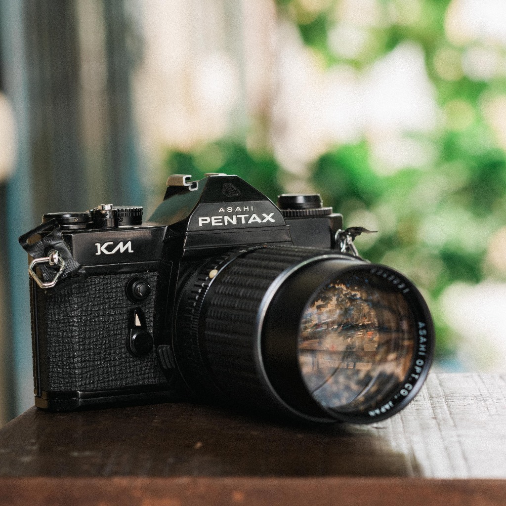 PENTAX KM - SMC 135MM F/2.5 [SLR/135mm]