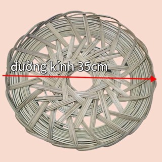 rế tre Đan lót nồi nêu