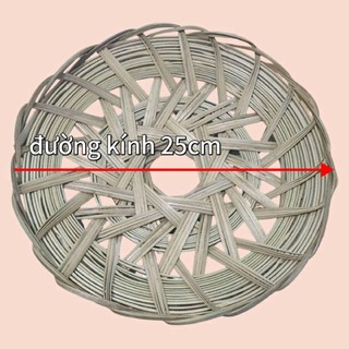 rế tre Đan lót nồi nêu