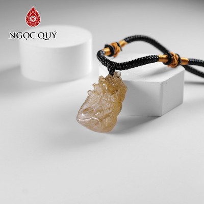 Mặt Dây Chuyền Nữ Hoàng Hồ Ly thạch anh tóc Vàng - Ngọc Quý