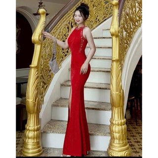 Đầm dạ hội / dự tiệc thiết kế body cổ yếm đính đá