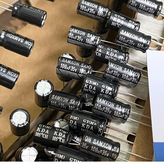 [Combo 20 chiếc] Tụ hóa SAMXON 100uF 35V kích thước 6.3x11mm