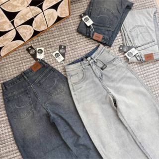 YURI JEANS - Quần Jeans Nữ Ống Suông Màu Xanh Thêu Túi Sau