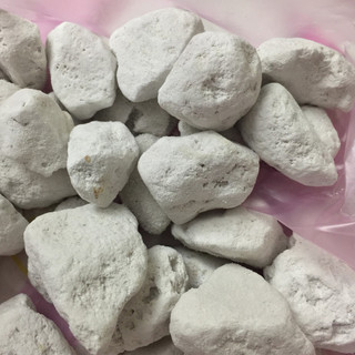 Đá lông vũ nham thạch trắng 1kg – lọc nước, làm sạch bể cá cảnh