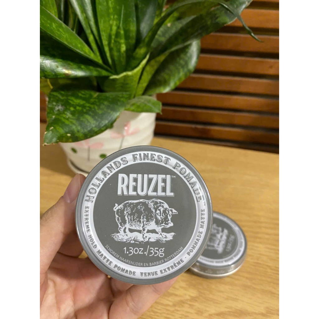 Sáp Tạo Kiểu Giữ Nếp Tóc Rất Cứng, Không Bóng Gốc Nước Reuzel Extreme Hold Matte Pomade 340g