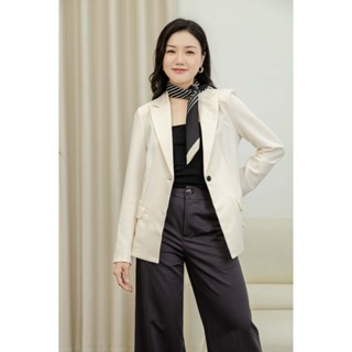 Áo blazer nữ áo vest nữ KHÀN màu trắng kem tà ngang tay dài form suông 1 lớp phong cách Hàn Quốc
