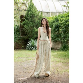  ONONMADE Set Áo Yếm Corset Hoa Nhí Quần Dài Ống Rộng Grace Set 