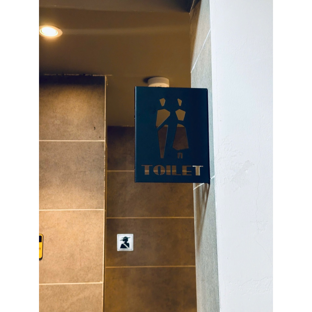 Bảng hiệu WC, Toilet - sắt sơn tĩnh điện - Bảng hiệu sắt ngoài trời - Pas khoan 2 bên - GXHOME