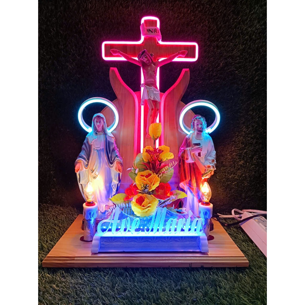Bàn thờ thiên Chúa mini gắn đèn hào quang LED tượng cao 23cm hoa đèn trang trí bàn thờ
