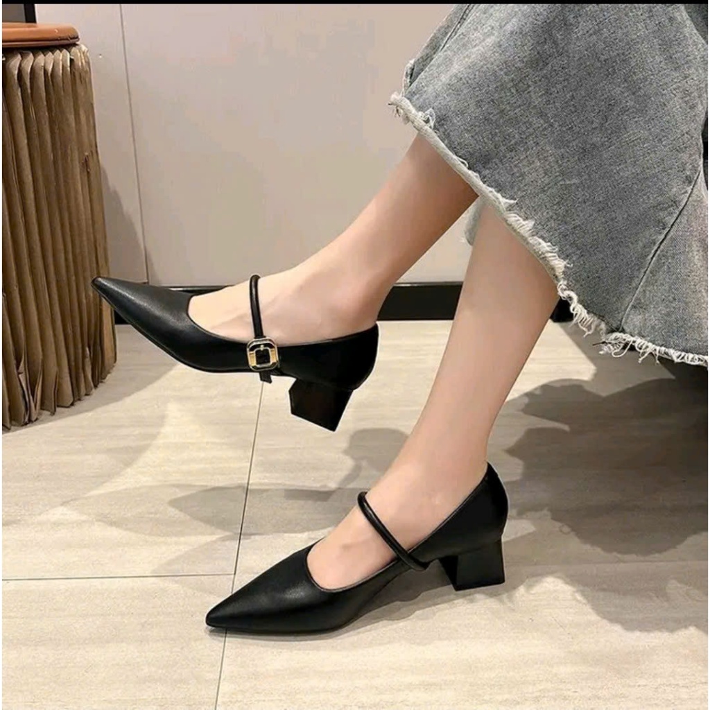 Giày quai ngang mũi nhọn đế vuông 5cm sang trọng | BigBuy360 - bigbuy360.vn