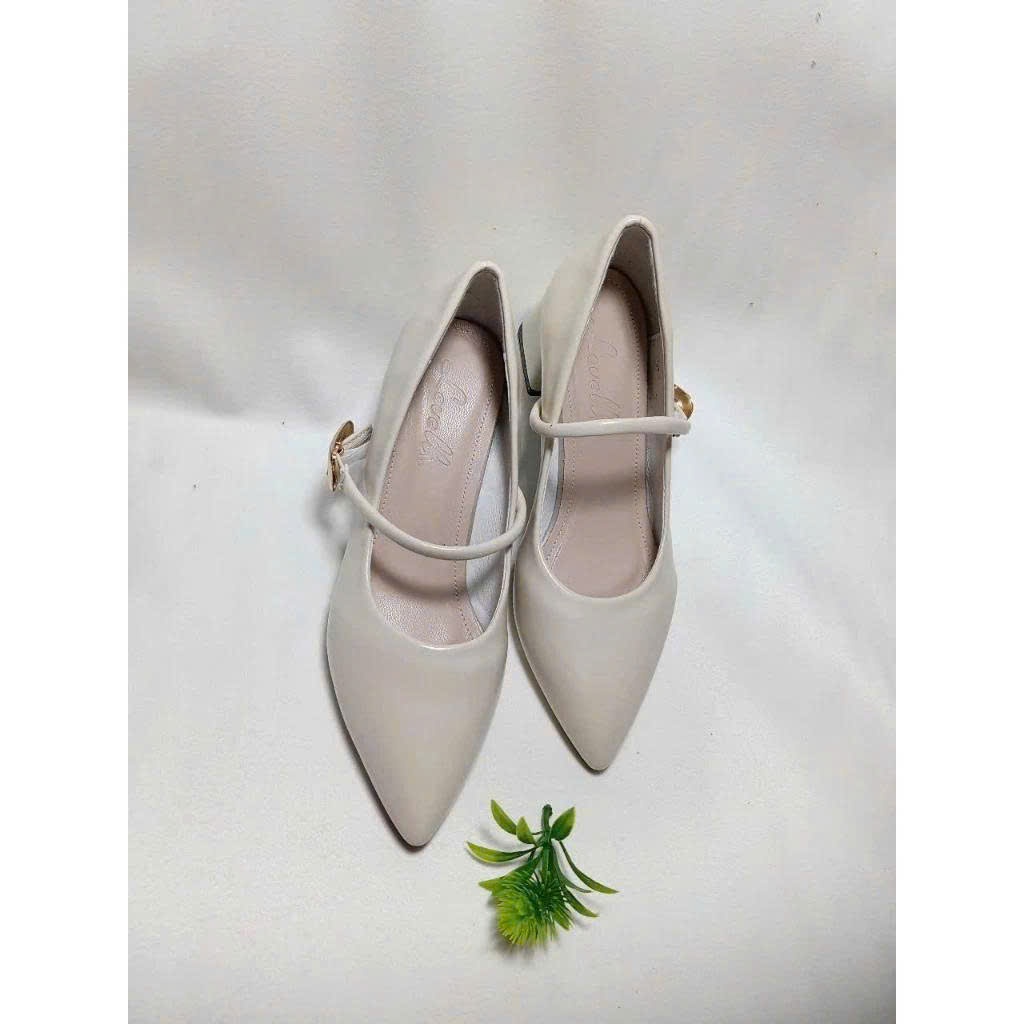 Giày quai ngang mũi nhọn đế vuông 5cm sang trọng | BigBuy360 - bigbuy360.vn