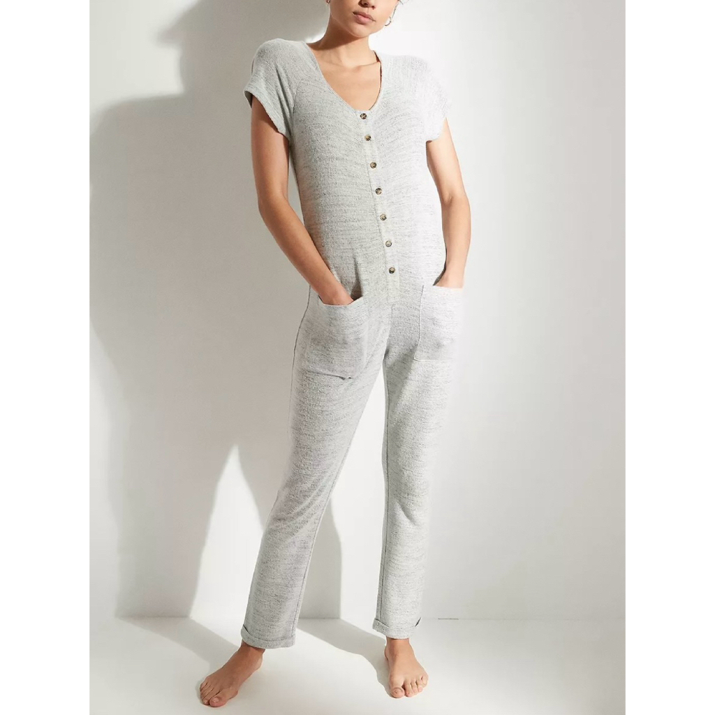 Bộ ngủ hiệu Urban Outfitters
