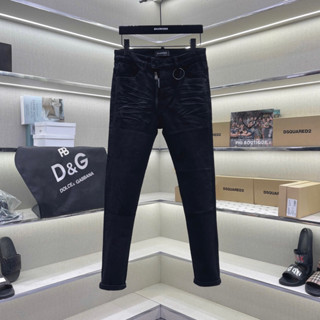  Quần jean nam D2 khoá lệch đen trơn nhăn 3D phối tag logo sắt túi sau 4 cúc QJ733P 