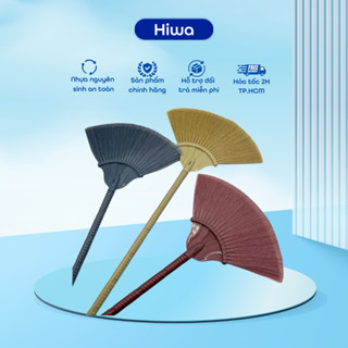 Chổi nhựa quét nhà Hiwa. Lông chổi mềm, k rụng, quét sạch bụi mịn, vệ sinh được với nước. Chổi quét nước đa năng