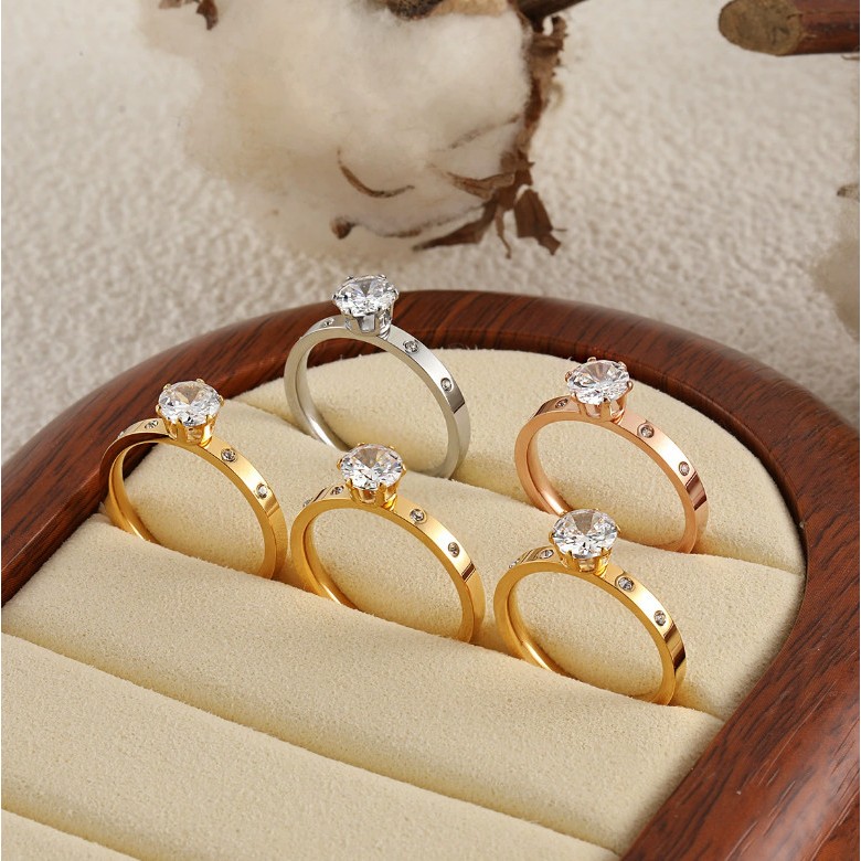 Nhẫn Titan Nữ Đính Đá Zircon Sang Trọng Không Đen Chống Dị Ứng TT 229