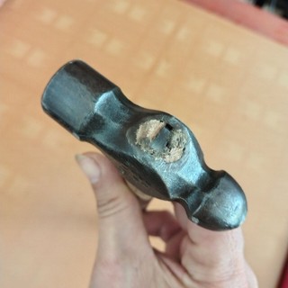 Búa đóng đinh, (loại đầu bi), hàng bãi Nhật.