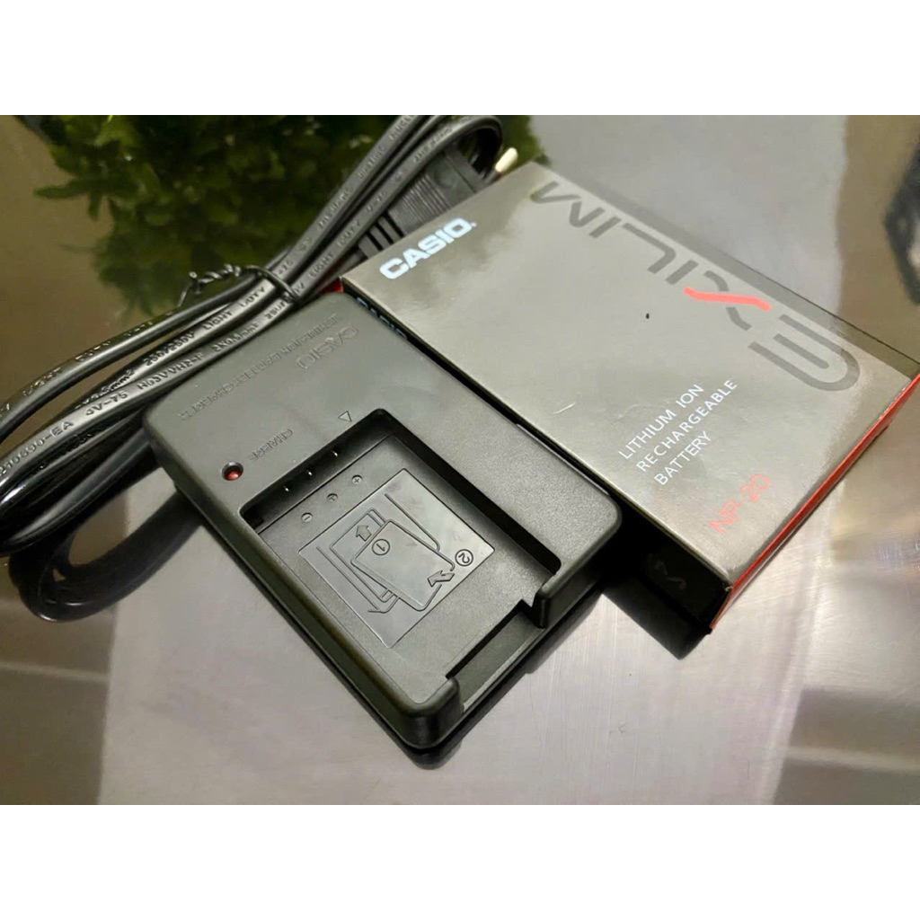 Bộ sạc pin  Casio NP-20/NP20