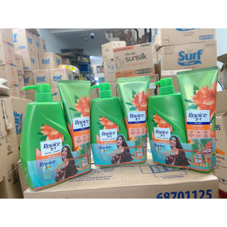  tặng kèm  Dầu gội Rejoice 3 in 1 siêu mềm mượt 900ml tặng dầu xả tóc 300ml 