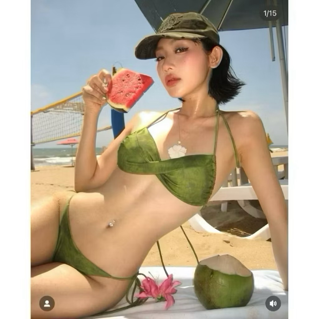 Bikini màu xanh rêu mẩu xoắn ngực mẩu mới hàng sẳn đẹp chuẩn | BigBuy360 - bigbuy360.vn