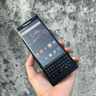  Điện Thoại Blackberry PRIV 