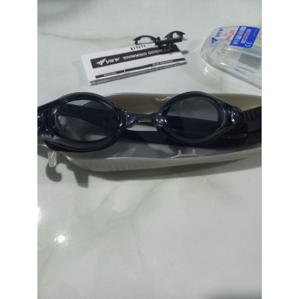 Kính bơi View chính hãng Aquario Universal Swimming Goggles