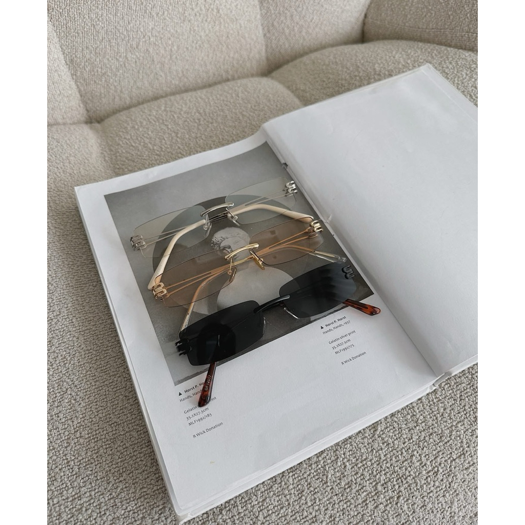 Lyys Store - Kính mát kim loại khoan ốc chữ nhật mini retro y2k 12017