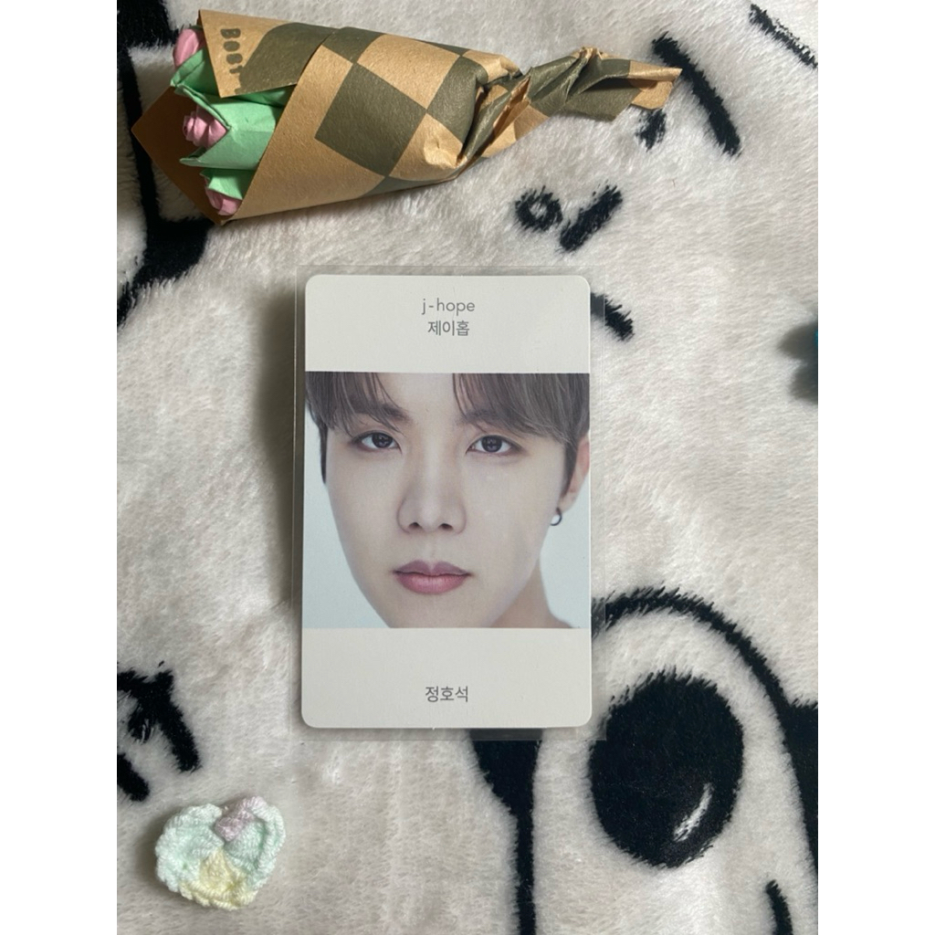 PHOTOCARD hobi BTS BEYOND THE STORY chính hãng