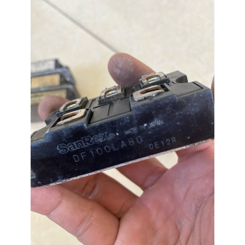 Diot 3p DF100LA80 và DF100BA80 (100A-800V) như hình