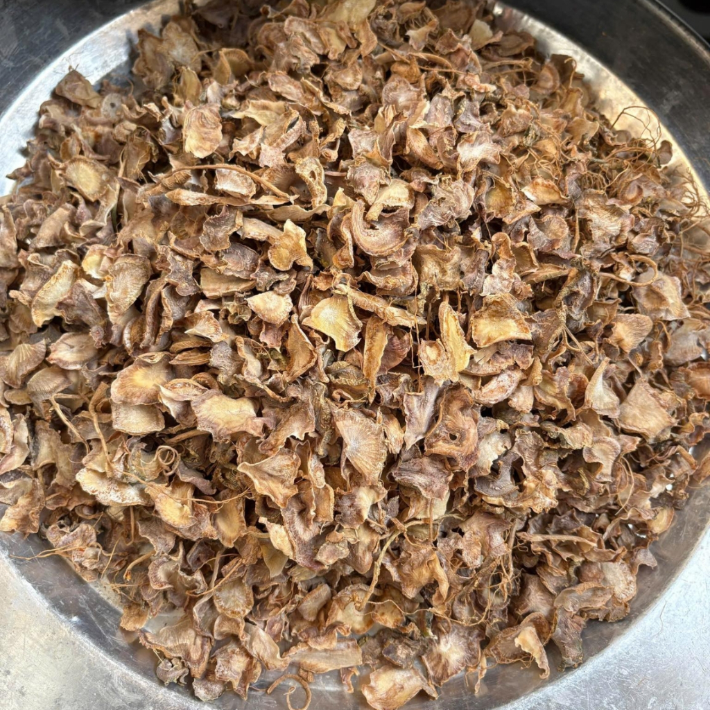 Củ sâm Ngọc Linh Lai Châu thái lát sấy khô thượng hạng (100g) từ củ sâm Ngọc Linh chính gốc vườn sâm