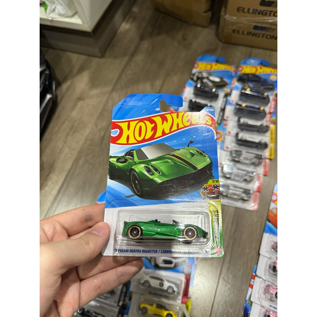 Hotwheels Pagani Huayra/ mô hình ô tô