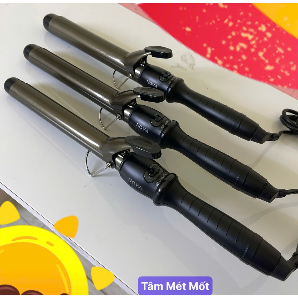 Máy Uốn Tóc NOVA LÕI ĐỒNG XÁM ( KHÔNG VỎ HỘP) Xoay 360 Có Nút Điều Chỉnh Nhiệt Dành Cho NỮ