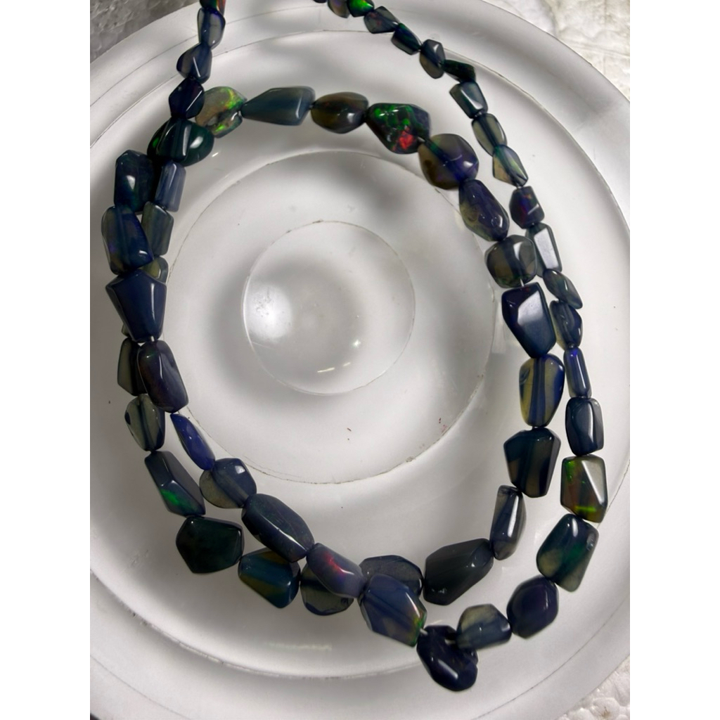 Vòng cổ Opal xanh dạng hạt thô vô định