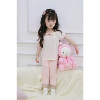 Set bộ cộc tay bé gái phối cổ áo dây hoa nơ điệu đà, chất vải cotton thông hơi mềm Miniumbaby SB2454
