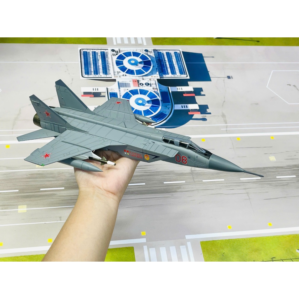Máy bay mô hình quân sự MiG-31 Foxhound supersonic interceptor tỉ lệ 1:72 Ns models MBQS059