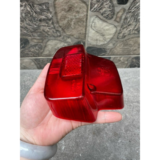 CHỤP ĐÈN LÁI XE VESPA CỔ