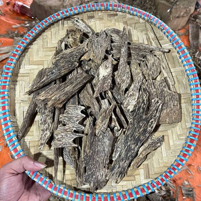 Miếng trầm hương xông nhà (loại 1) thơm phòng tẩy uế thu hút tài lộc tạo không gian thư thái - Xưởng Mộc