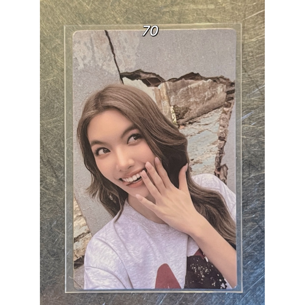 CARD BO GÓC ORM KORNNAPHAT