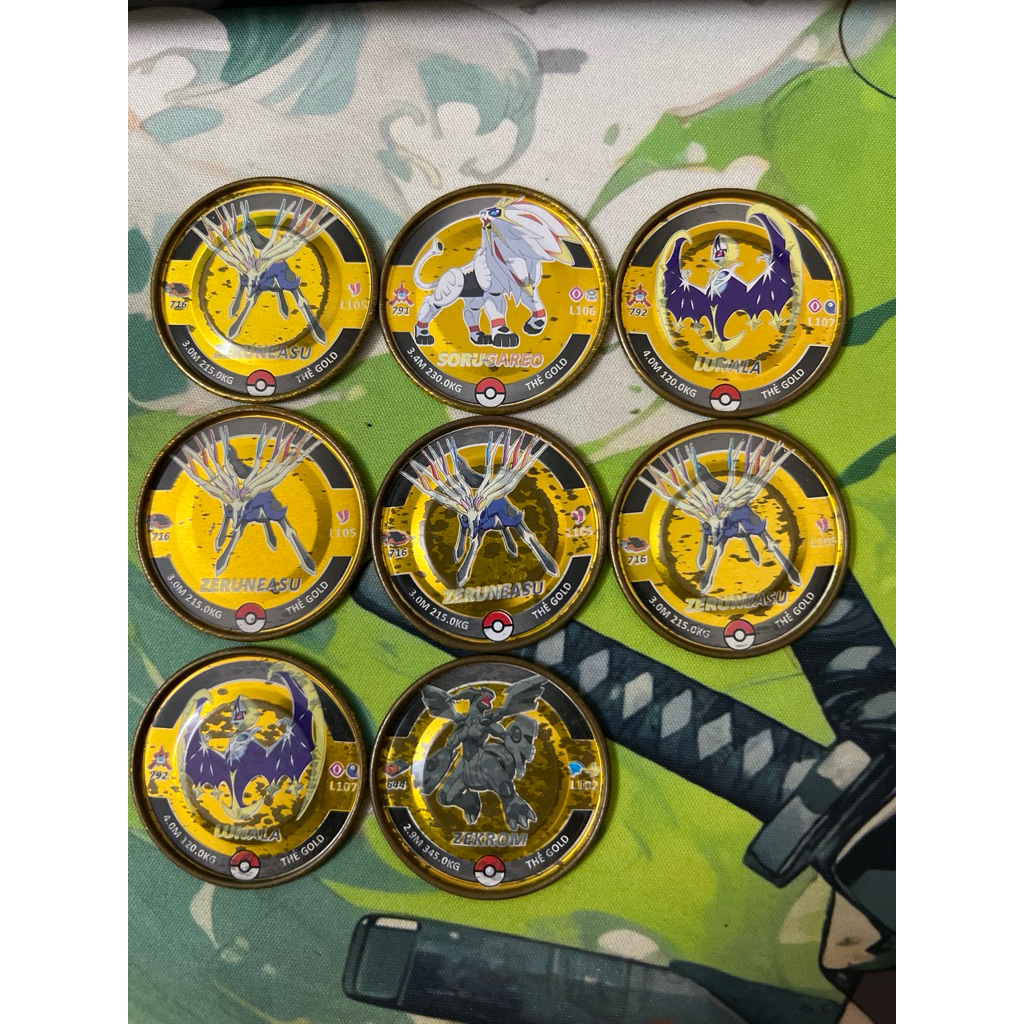 Xu Pokemon vàng Toonies