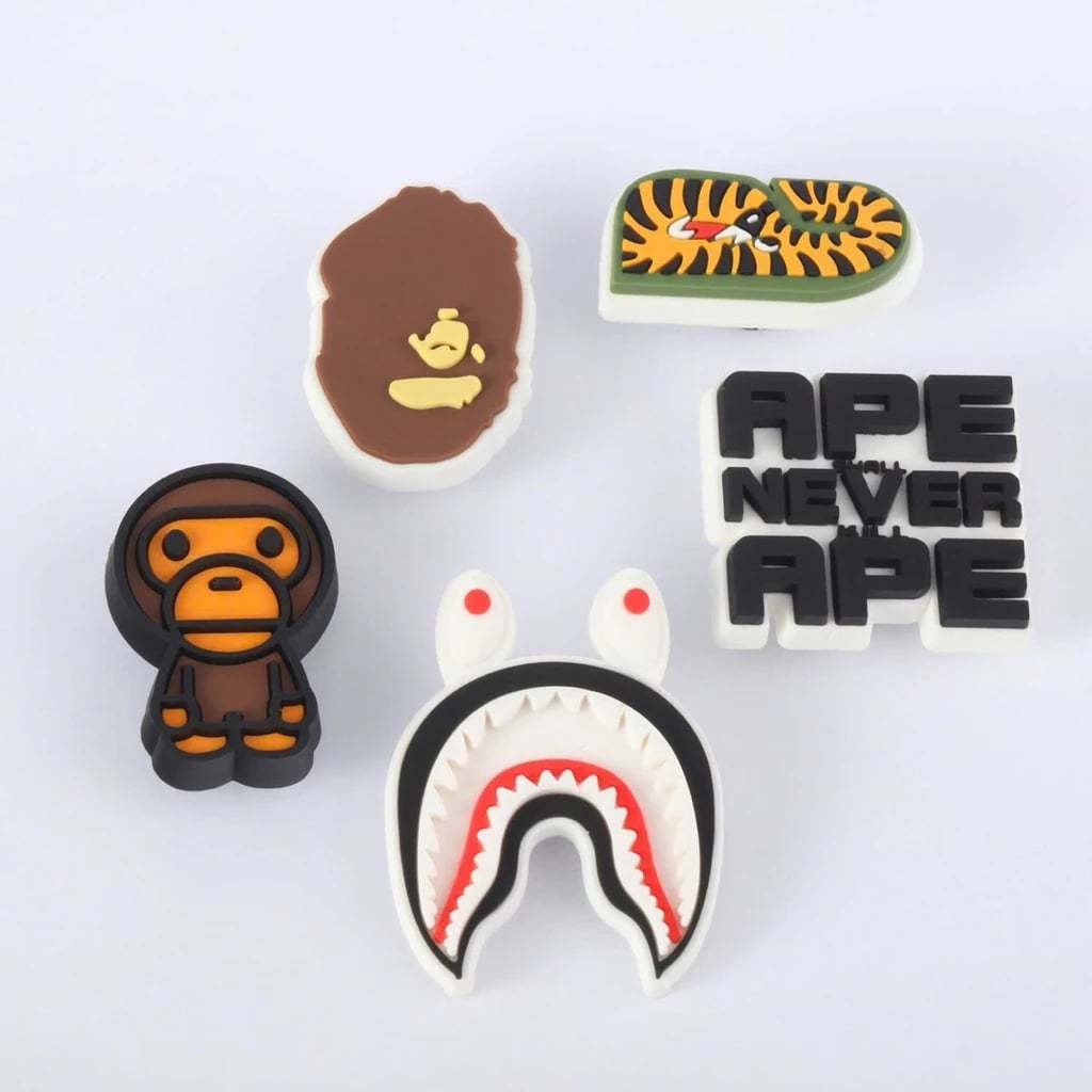 Set charm BAPE gắn dép cross, phụ kiện trang trí dép cross BAPE