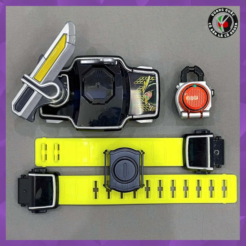 Mô hình đồ chơi chính hãng DX Sengoku Driver & Combo Lockseed - Kamen Rider Gaim