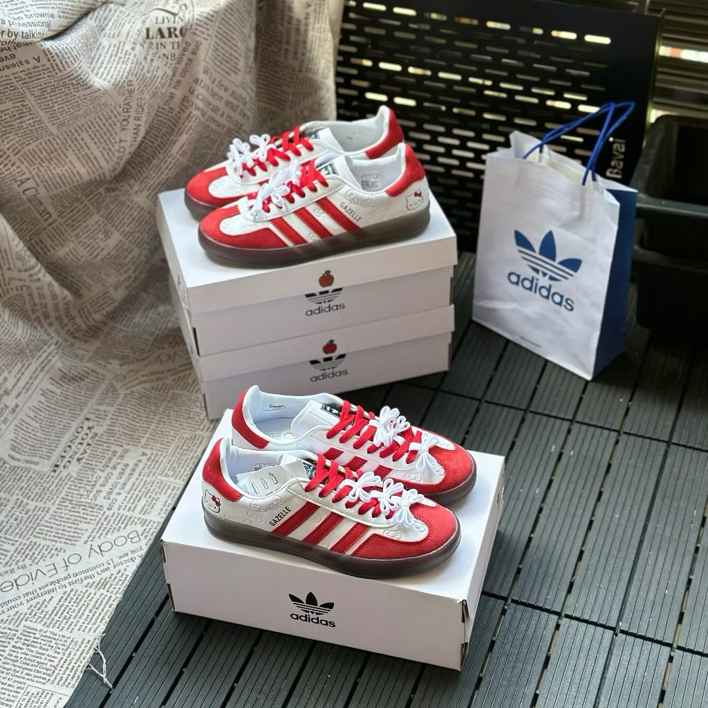 [ Sale 50% Chính Hãng ] Giày sneaker s@mb@ trắng vạch đỏ