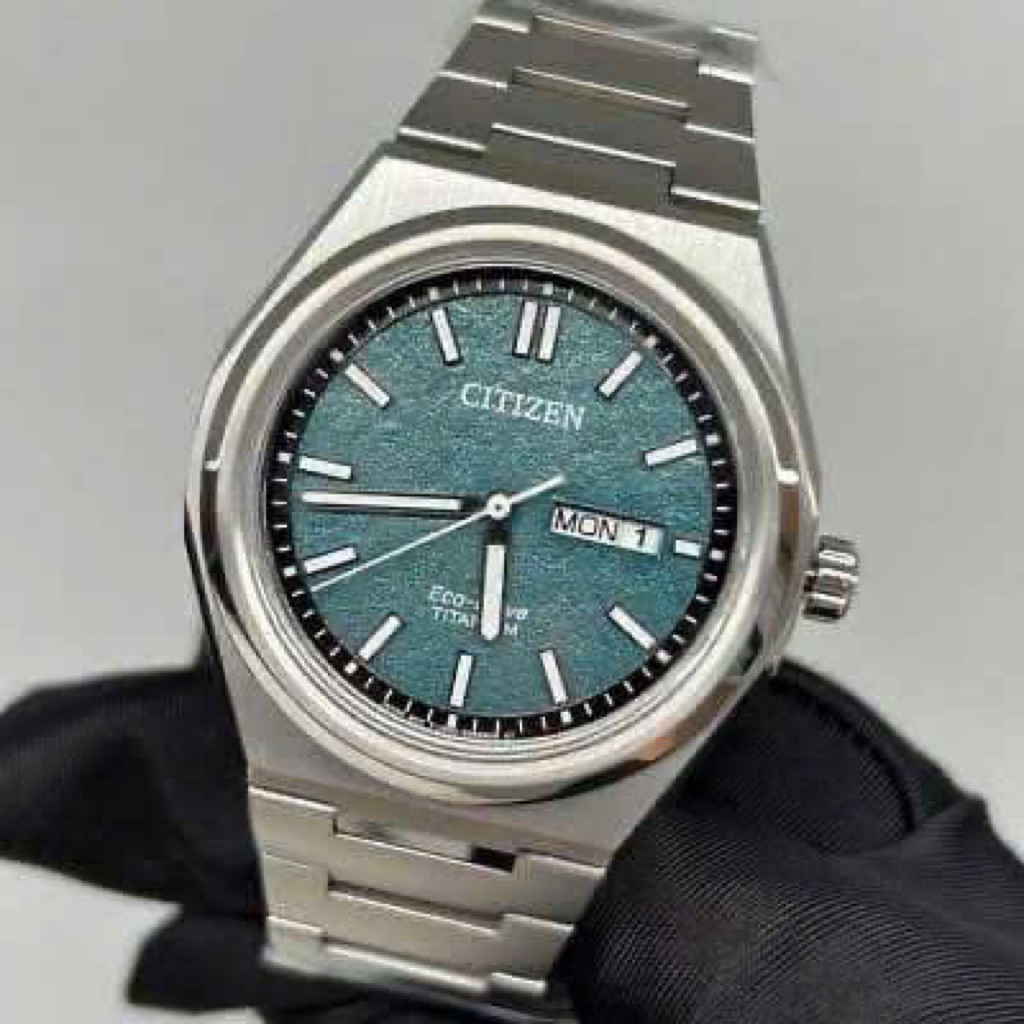 Đồng Hồ Nam Citizen AW0130-85X Eco-Drive Size 39 Green Super Titanium Silver