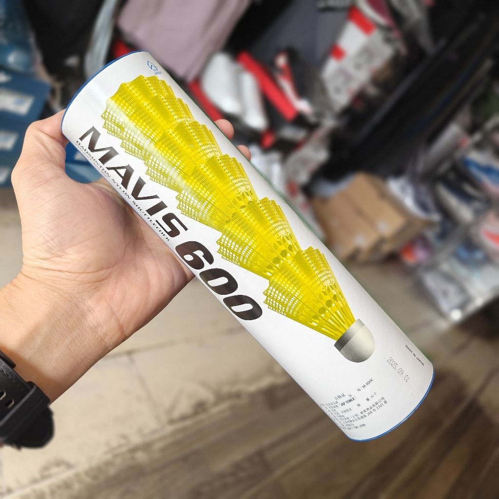 Hộp cầu nhựa Yonex MAVIS 600 (Tốc độ chậm)