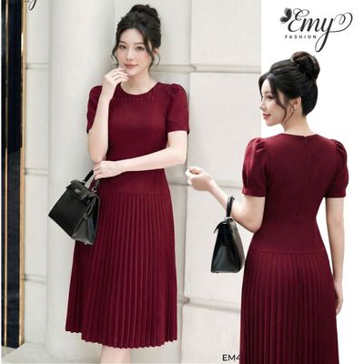Đầm Trung Niên Thiết Kế EMY Thời Trang Cao Cấp EM4082 Cotton Tuyết Đỏ Đô Sang Chảnh Đi Tiệc