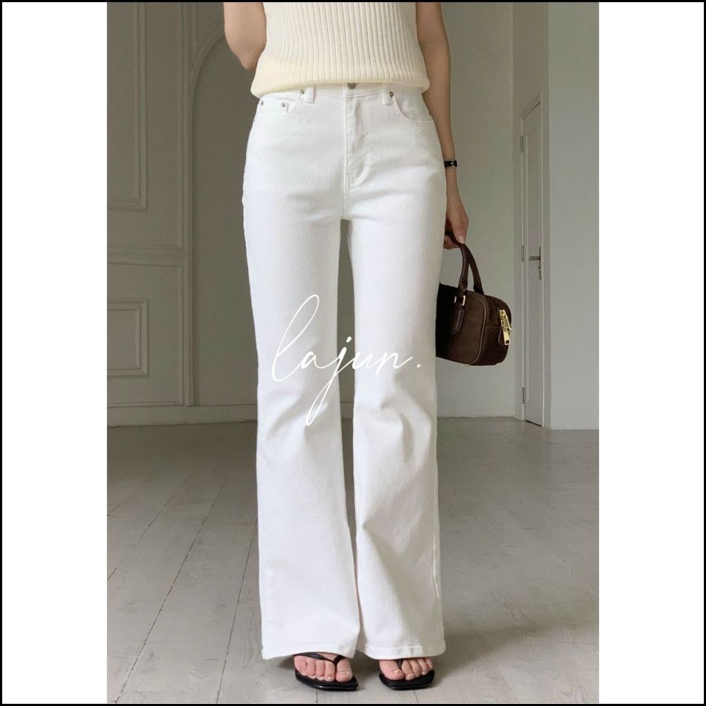 [LAJUN KOREA] Quần Jeans Minute Trắng Lưng Cao Form Loe Nhẹ Chất Liệu Dày Dặn Basic Daily Hàn Quốc