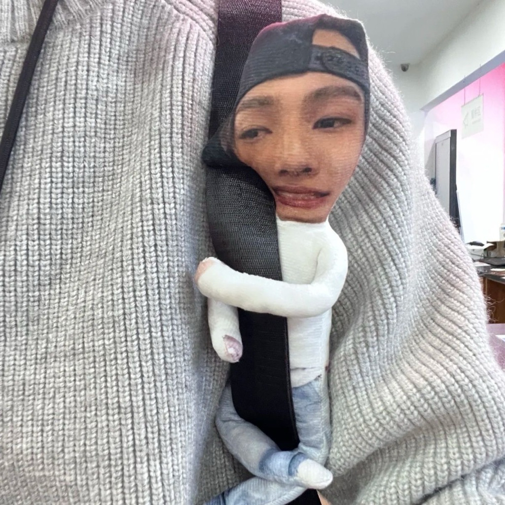 Khô Cỏ tí (Cortis) James Juhoon Martin Seonghyeon Keonho hình nhân có thể nặn uốn bái tre