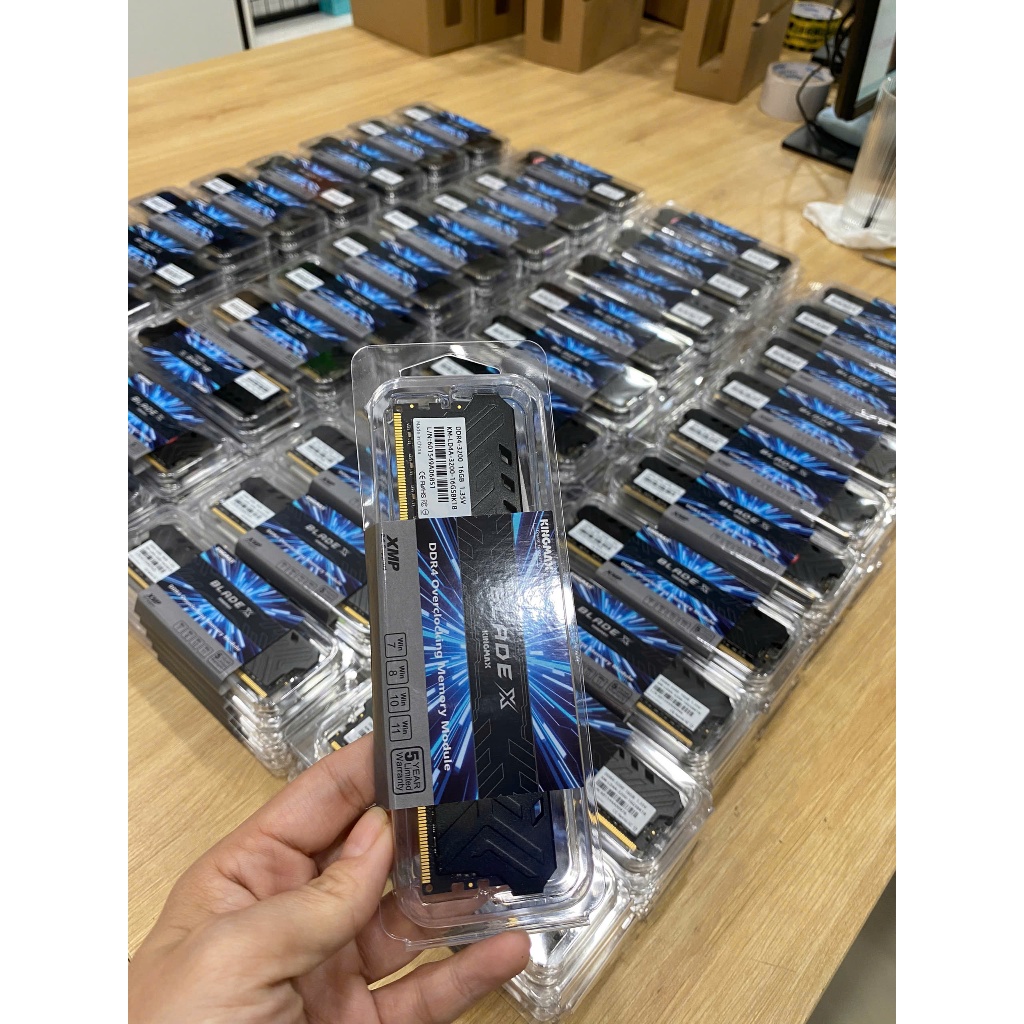 RAM PC KINGMAX 16GB/3200 - Heatsink Blade X