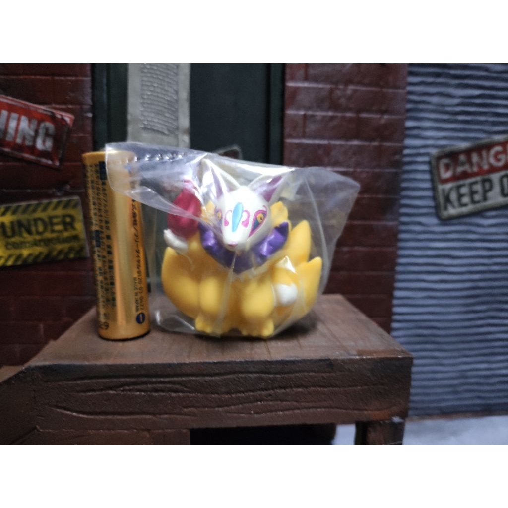 mô hình Kyubi trong yokai watch