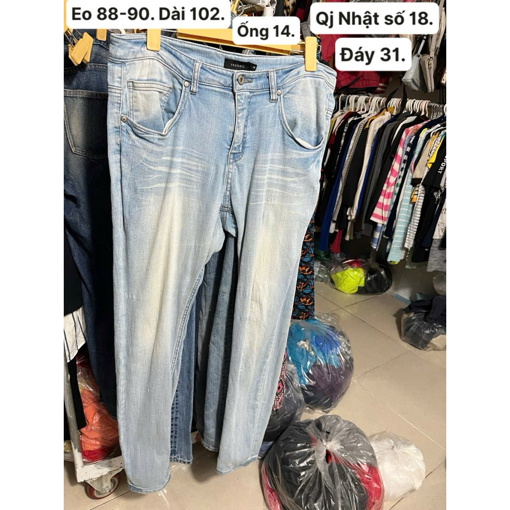 Quần jean nam eo 88-90cm, dài 102cm.